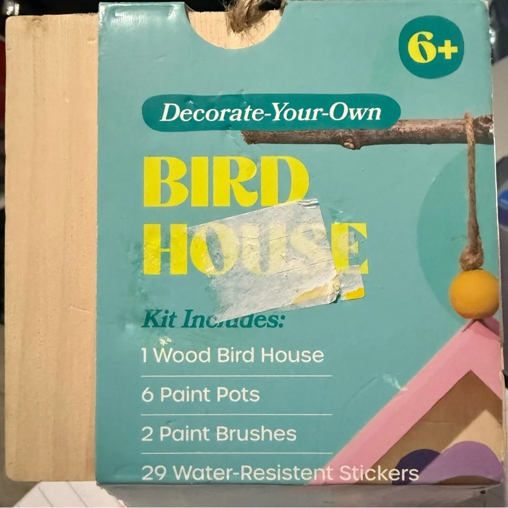 Wooden Birdhouse Kit
